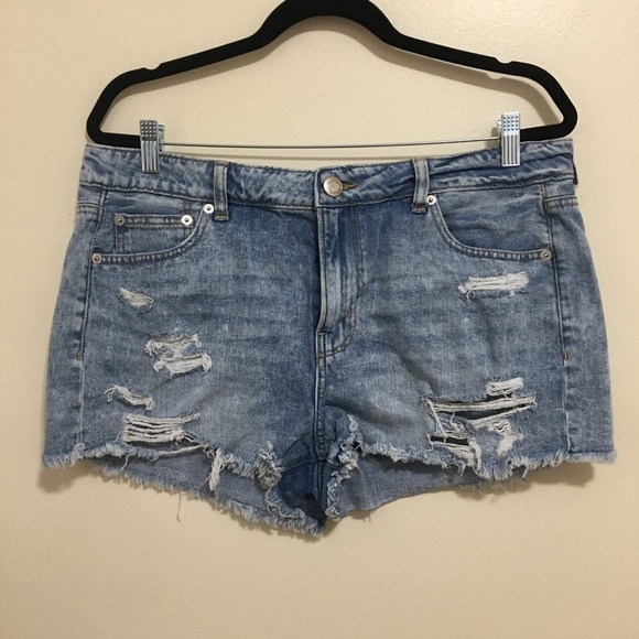 american eagle cut off jean shorts